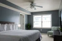Bayfront Family Friendly 2BR on a Marina - Great Location & Beautiful Views! Hotel di 