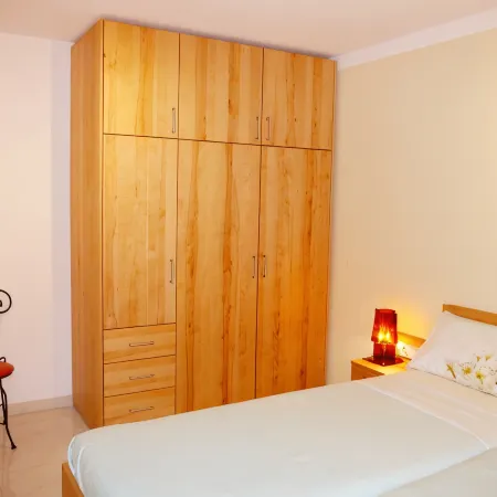 High quality apartment with SHI health pass