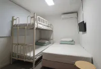Hostel Maro - Pensions