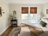 Crabapple Cottage     Your cozy temporary home - Homestays