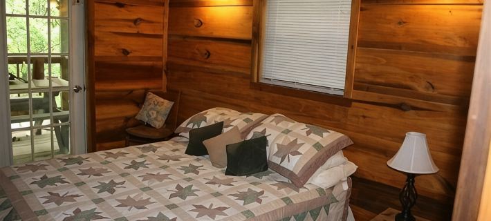 Private, Secluded, Relaxing Cabin.   1853Ask about Out Wedding Opportunities Hotels in Union County