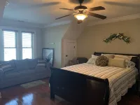Luxury Home - Homestays
