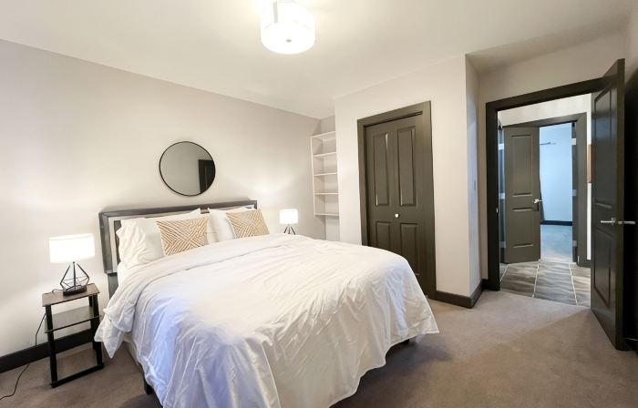 Modern Comforts Downtown Living within walking distance to all the conveniences