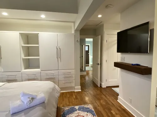 Home Close to Beach and Downtown. Licensed short term rental. - Bungalows
