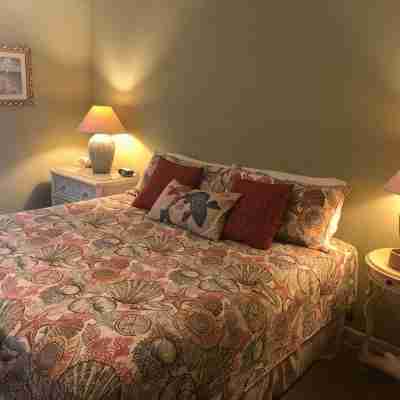 St. Simons island secret! Rooms