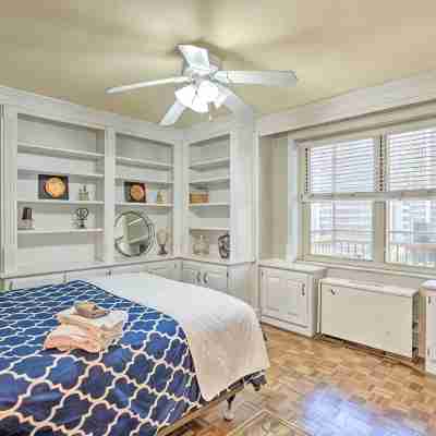 Short Walk to World Cup / Downtown Attractions! Rooms