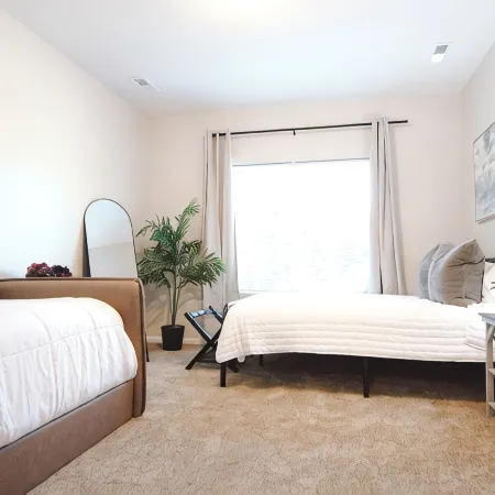 Brand NEW Spacious 5-bedroom house in awesome Springfield near MSU and Mercy