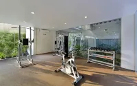 V Hotel & Residence Bandung - parkir