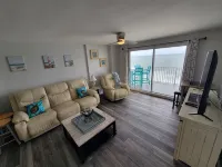 Dalton's sand and surf oceanfront 2-bedroom condo in enchanting Ormond Beach - 4つ星
