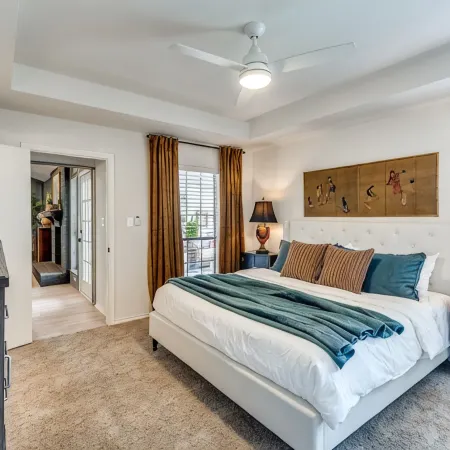 Cozy Designer Family Home Arcade, Park, Tennis, Trails, Pickleball and King bed