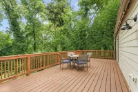 3BR Cozy Home <1 mile away from CHOA with Pets allowed and large deck - Boutique