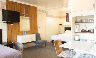 Mayfair Court Motel