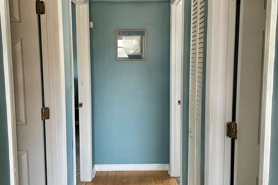 Photo 4 of 6