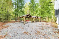 Bear Paw Cottage #1Pet Friendly Only 4 Miles from Beautiful Downtown Helen! - 3-Star