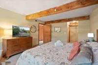 Cozy Chalet in Charming Front Royal with Stunning Views and Refinished Basement! - Chalets