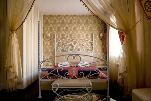 Prestizh Hotel - 2-Star