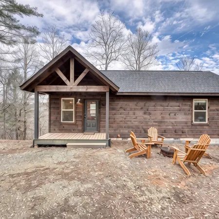 Quiet Cabin in Appalachian Mountains w/Mtn Views & Hot Tub