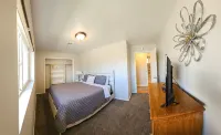 Desert Pool Retreat - 4-Star