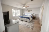 Spacious Condo on Kentucky Lake - Waterfront at Big Bear - 4-Star