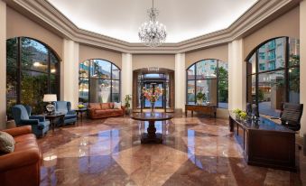 The Royal Kelowna - Bellstar Hotels & Resorts