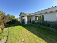New 3B Home / near Sequoia, EV, +More - Hot Tub