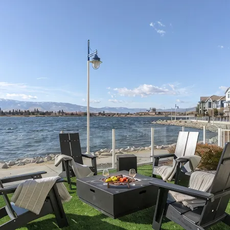 Modern Marina Lake Home with Amazing Views