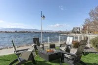 Modern Marina Lake Home with Amazing Views - 3-Star