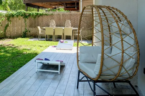 4Br Waterfront Retreat - Private Dock, Kayaks, Hot Tub & Tiki Bar  Walk to Beach - อ่างจากุชชี่