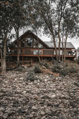 Waterfront Cabin on the Salmon - Huge Deck + Big Views - Chalets