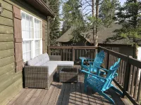 Matchless Mountain Lodge Hot Tub, Mtn. Views - Homestays