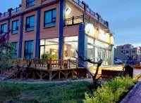 Little camel station - 2-Star