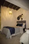 Hotel Corona House - 2-Star