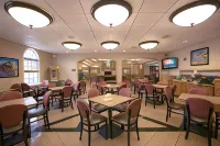 Marv Herzog Hotel - breakfast