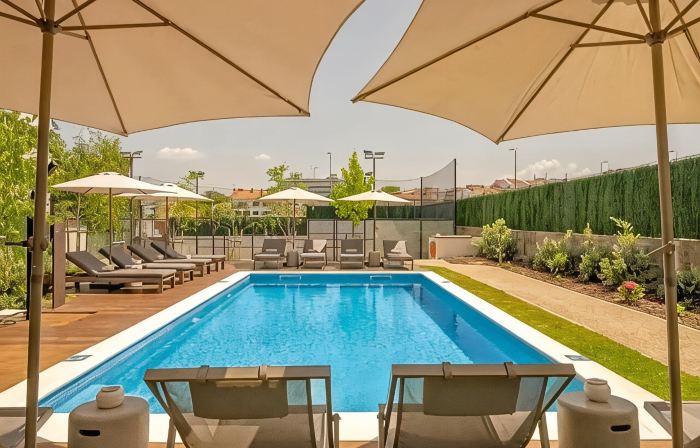 Bfresh Hotel - Padel, Pool & Fitness - Adults Only