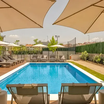 Bfresh Hotel - Padel, Pool & Fitness - Adults Only Các khách sạn gần Dinh da Bolsa