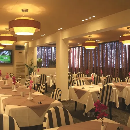 Piraeus City Hotel