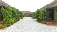 Donsak Ville - parking