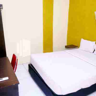Hotel Permata Makassar Mitra RedDoorz Rooms