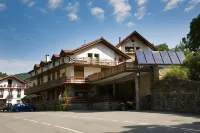 Hostal Rural Salazar Hotels in Oronz