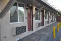 Sun Light Motel فنادق في Downey