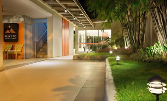 Escario Central Hotel - Housity