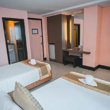 Manila Grand Opera Hotel Отели рядом с достопримечательностью «Золотая мечеть»