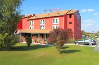 Enzo Hotels Cannes-Écluse by Kyriad Direct Hotels in Cannes-ecluse