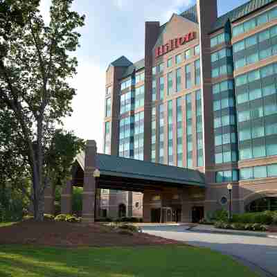 Hilton Atlanta Northeast Hotel Exterior