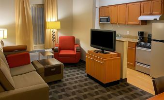 MainStay Suites Middleburg Heights Cleveland Airport