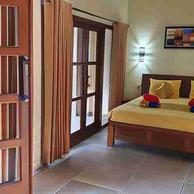 Rosseno Villa Rooms