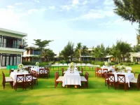 Saint Simeon Beach Residence Hotels in Баріа