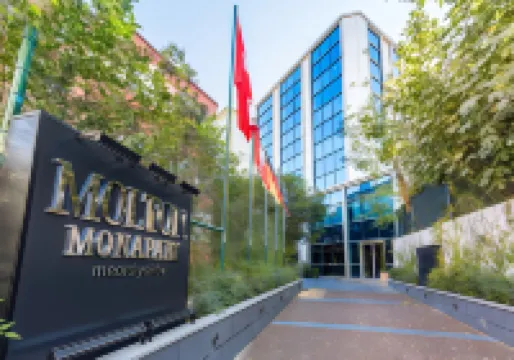 Molton Monapart Mecidiyekoy Hôtels à proximité de : Centre commercial Axis Istanbul