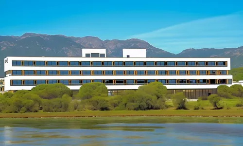 Golden Tulip Porto Vecchio