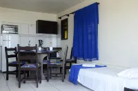 Residencial Vila do Sol, Apartamentos Com pé na Areia Hotels in Bombinhas